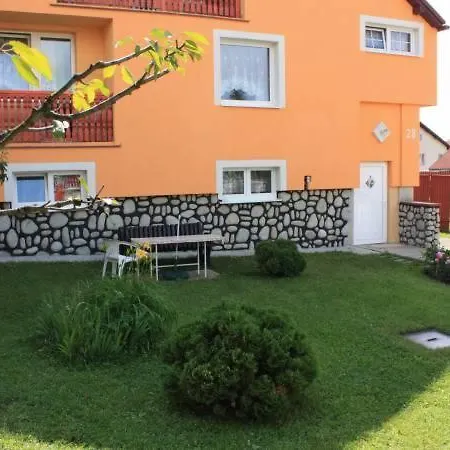 Privat Kamila Hotel *